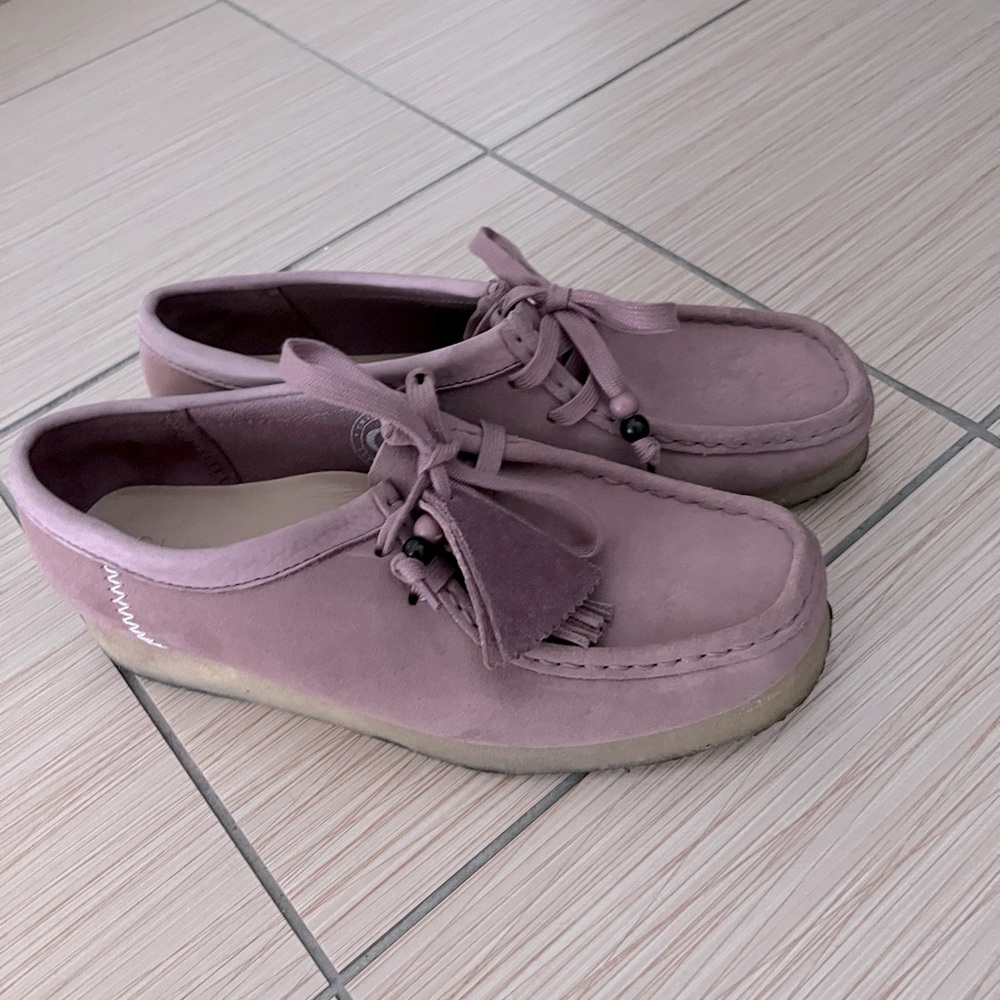 Clarks Wallabees Suede pink shoes